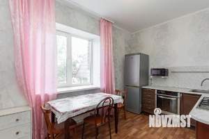 Дом 148м², 3-этажный, участок 10 сот.  
