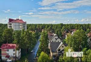 Коттедж 250м², 2-этажный, участок 15 сот.  
