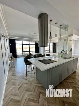 Дом 250м², 2-этажный, участок 9 сот.  
