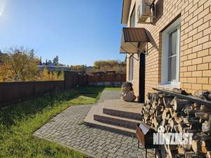 Коттедж 250м², 2-этажный, участок 10 сот.  
