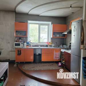 Дом 205м², 2-этажный, участок 6 сот.  