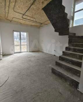 Дом 140м², 2-этажный, участок 8 сот.  