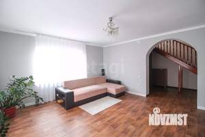 Дом 210м², 2-этажный, участок 11 сот.  