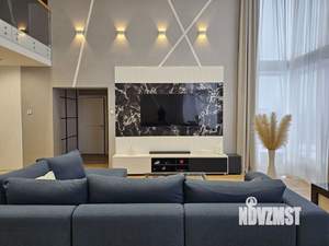 Коттедж 250м², 2-этажный, участок 10 сот.  