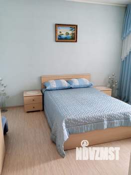 Таунхаус 240м², 2-этажный, участок 1 сот.  