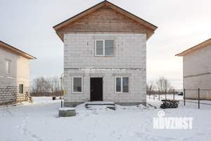 Дом 100м&sup2;, 2-этажный, участок 7 сот.  