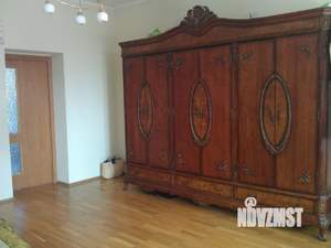 Коттедж 344м², 2-этажный, участок 6 сот.  