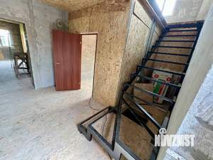 Коттедж 185м², 2-этажный, участок 5 сот.  