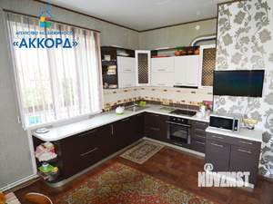 Дом 158м², 2-этажный, участок 11 сот.  