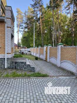 Коттедж 300м², 3-этажный, участок 12 сот.  