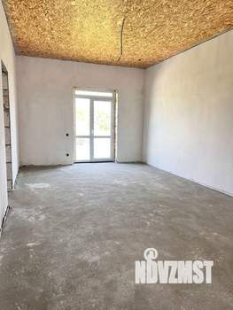 Дом 100м&sup2;, 1-этажный, участок 7 сот.  