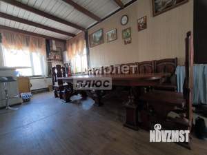 Дом 216м², 3-этажный, участок 14 сот.  