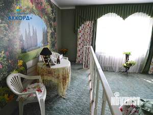 Коттедж 271м², 3-этажный, участок 10 сот.  