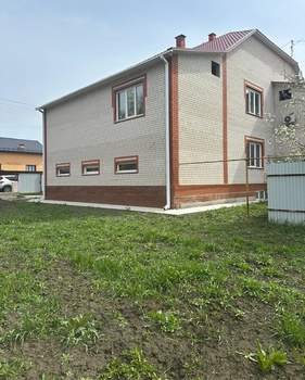 Дом 220м², 3-этажный, участок 6 сот.  