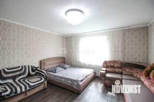 Дом 176м², 2-этажный, участок 10 сот.  