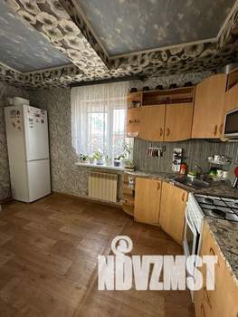Дом 146м², 2-этажный, участок 9 сот.  