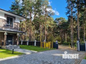 Таунхаус 246м², 3-этажный, участок 3 сот.  