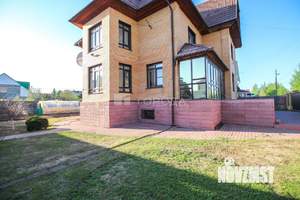 Дом 275м², 2-этажный, участок 10 сот.  