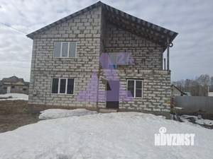 Дом 219м², 2-этажный, участок 10 сот.  