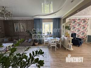 Коттедж 200м², 2-этажный, участок 5 сот.  