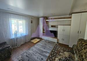 Дом 80м², 2-этажный, участок 10 сот.  