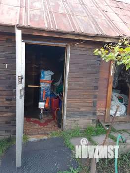 Дом 40м&sup2;, 2-этажный, участок 6 сот.  