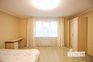 Дом 210м², 2-этажный, участок 11 сот.  