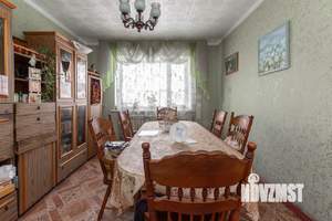 Дом 224м&sup2;, 2-этажный, участок 6 сот.  