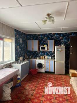 Коттедж 300м&sup2;, 3-этажный, участок 11 сот.  