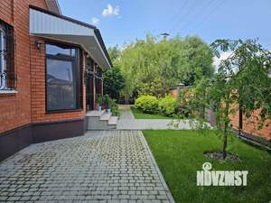 Коттедж 240м², 2-этажный, участок 10 сот.  