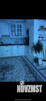 Коттедж 250м², 3-этажный, участок 7 сот.  