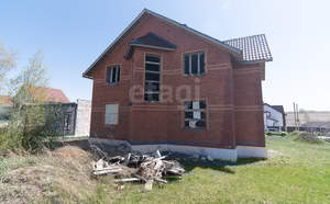 Дом 206м², 2-этажный, участок 10 сот.  