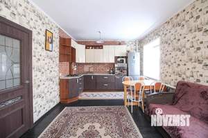 Дом 180м², 2-этажный, участок 9 сот.  