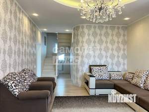 Коттедж 150м², 2-этажный, участок 10 сот.  