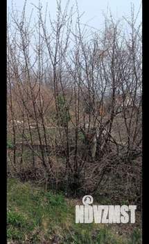 Дом 9м², 2-этажный, участок 6 сот.  