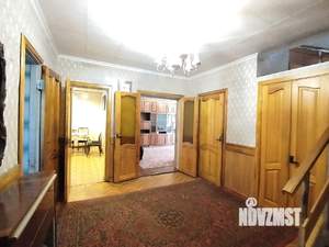 Коттедж 185м², 2-этажный, участок 10 сот.  