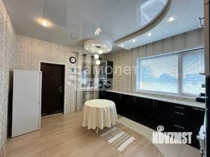 Коттедж 150м², 2-этажный, участок 10 сот.  