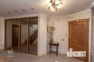 Коттедж 450м², 3-этажный, участок 24 сот.  