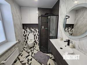 Коттедж 250м², 2-этажный, участок 10 сот.  