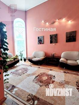 Дом 300м², 3-этажный, участок 20 сот.  