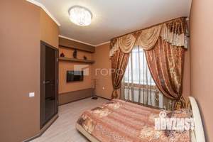 Дом 350м², 2-этажный, участок 25 сот.  