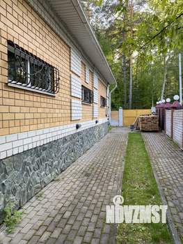 Коттедж 300м², 3-этажный, участок 12 сот.  