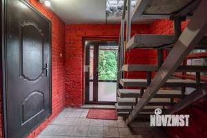 Дом 233м², 2-этажный, участок 8 сот.  
