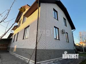 Дом 184м², 2-этажный, участок 8 сот.  