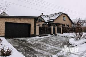 Дом 245м², 2-этажный, участок 11 сот.  