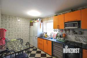 Дом 107м², 2-этажный, участок 7 сот.  