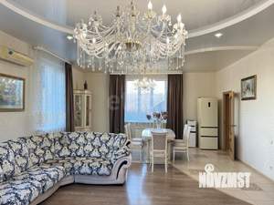 Дом 184м², 2-этажный, участок 8 сот.  