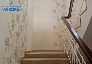 Дом 160м&sup2;, 2-этажный, участок 9 сот.  