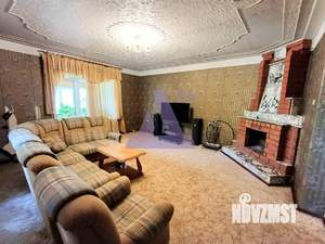 Коттедж 286м², 3-этажный, участок 10 сот.  