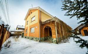 Дом 304м&sup2;, 2-этажный, участок 11 сот.  